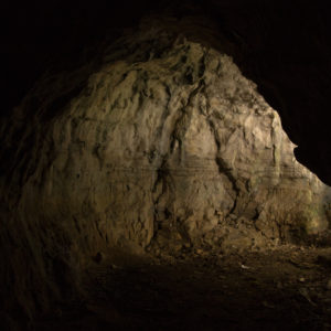28052021-Ecoledudehors-grotte-21