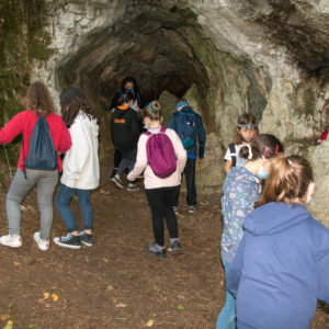 28052021-Ecoledudehors-grotte-8