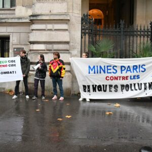 photo_5922423030175352772_y