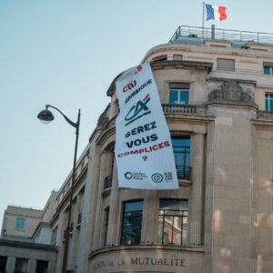 Action le 14 mai 2025 à l'AG de Crédit Agricole - © Basile Barjon pour les Amis de la Terre
