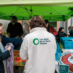 Action de tri citoyen, Montreuil, le 29 novembre 2025. crédit : Basile Barjon